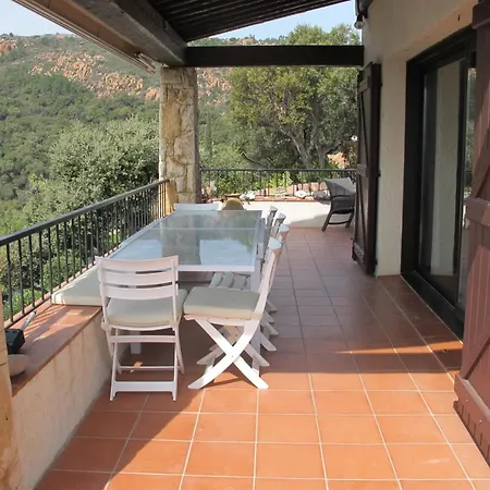 4 Chambres Vue Mer Et Piscine Dans Au Calme Sur Les Hauteur * Saint-Raphaël