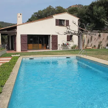 4 Chambres Vue Mer Et Piscine Dans Au Calme Sur Les Hauteur Villa *